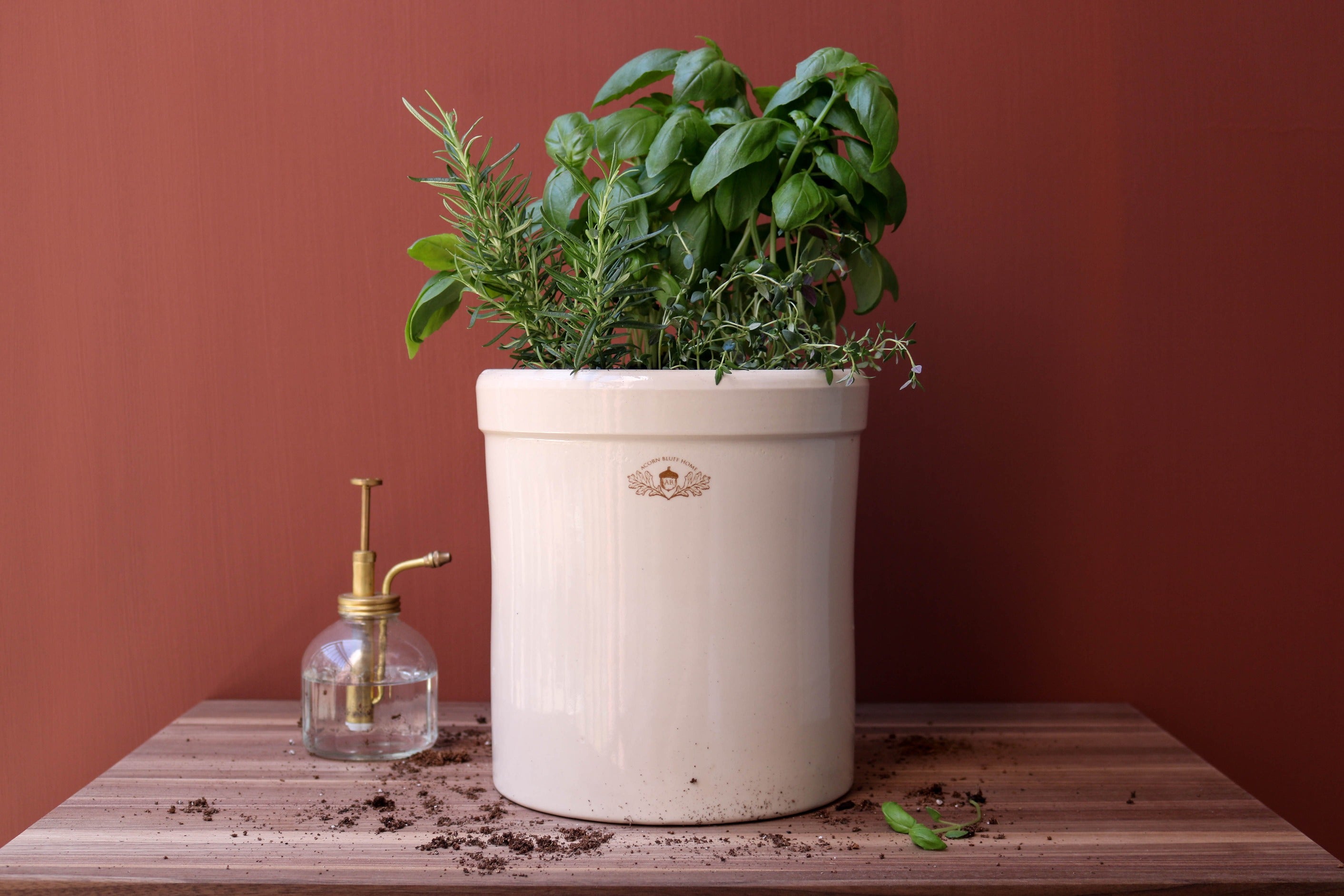 Stoneware 1 Gallon Crock (Brown Interior)-FREE Shipping. – Acorn Bluff Farms